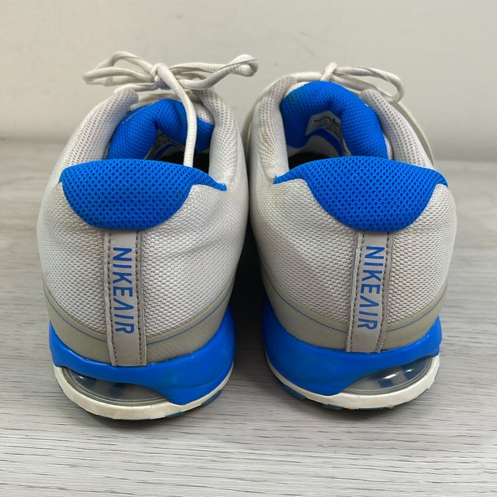 Nike Air Golf Shoes - Picture 4 of 9